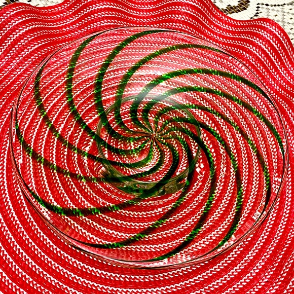 VINTAGE SWIRL ART GLASS HAND BLOWN GLASS PLATE